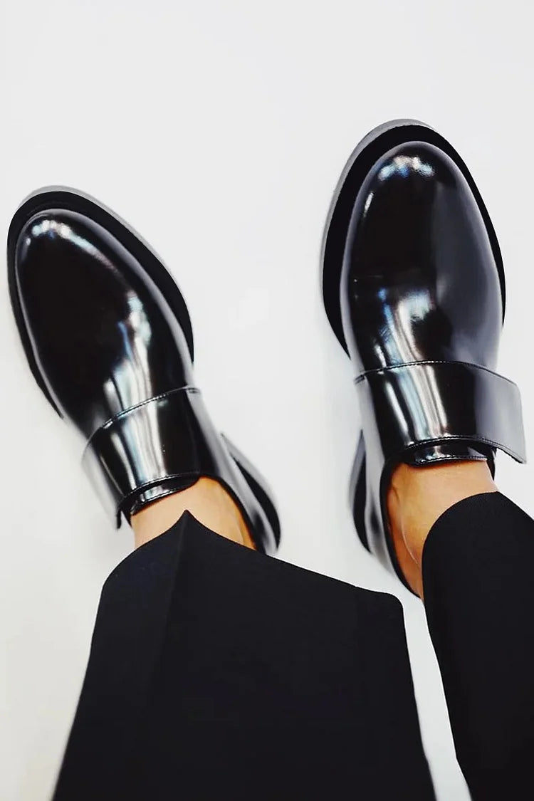 IRIS | Elegante glanzende mocassins met band voor een perfecte stijl