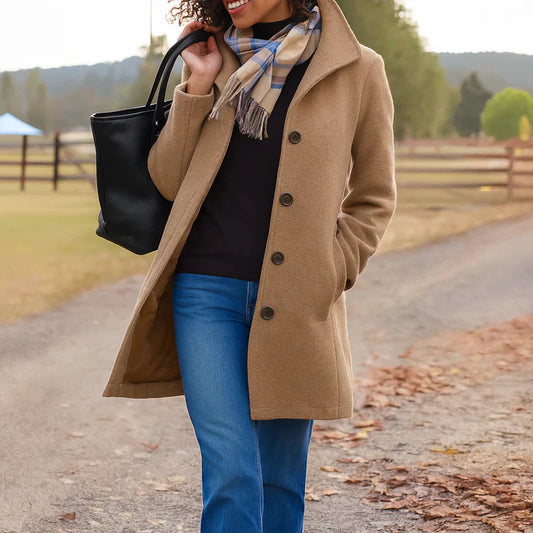 ADRIANA | Elegante Jas met Omarmende Warmte en Tijdloze Stijl
