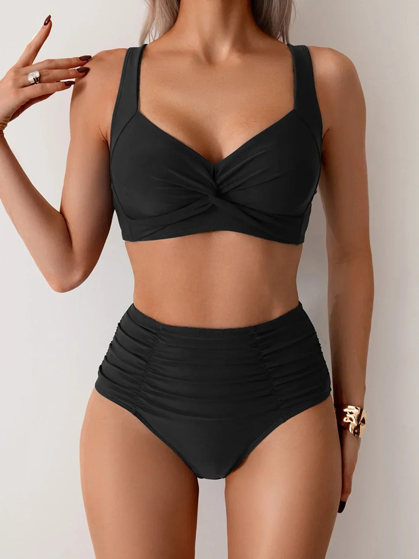 LILIANA | Bikini Bandeau Model met Buikcontrole en Elegante Strandstijl